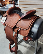 Load image into Gallery viewer, Martin 14.5&quot; Team Roper Saddle #08150
