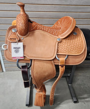 Load image into Gallery viewer, Martin 14.5&quot; Team Roper Saddle #08153
