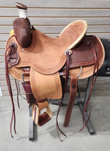 Load image into Gallery viewer, Circle Y 15&quot; Barton Ranch Saddle
