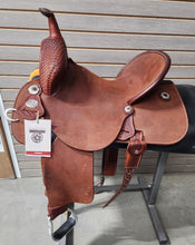 Load image into Gallery viewer, Martin Stingray 14.5&quot; Barrel Saddle #09605
