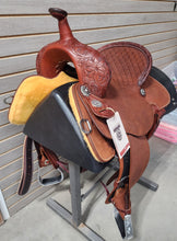 Load image into Gallery viewer, Martin BTR 13.5&quot; Barrel Saddle #09706

