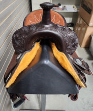 Load image into Gallery viewer, Martin BTR 14.5&quot; Barrel Saddle #09838
