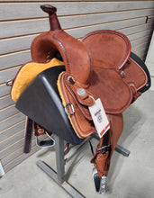 Load image into Gallery viewer, Martin BTR 14&quot; Barrel Saddle #09841
