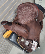 Load image into Gallery viewer, Martin BTR 13.5&quot; Barrel Saddle #09842
