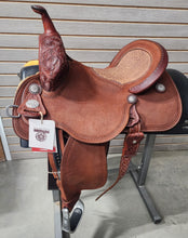 Load image into Gallery viewer, Martin Stingray 14.5&quot; Barrel Saddle #09968
