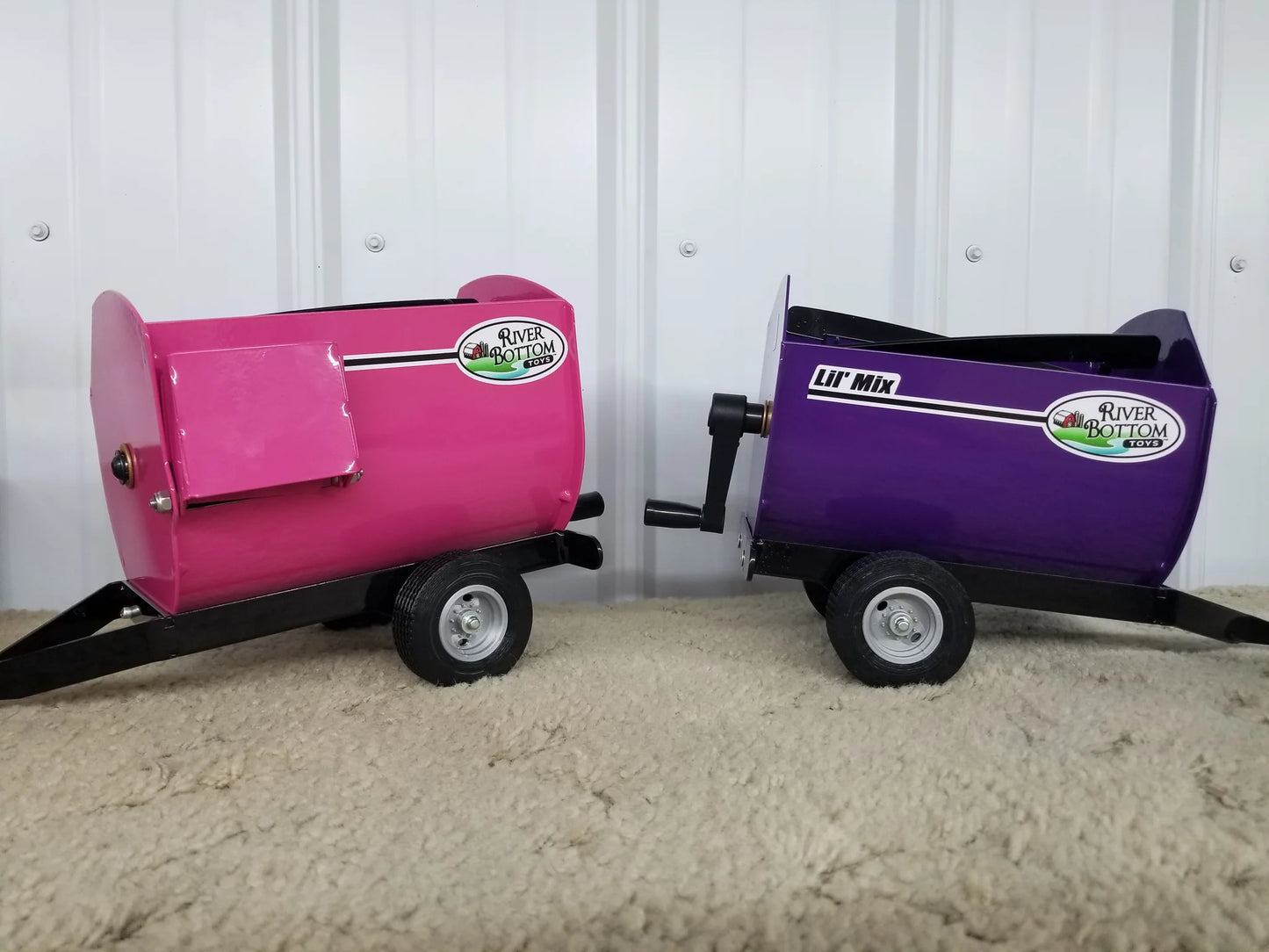 River Bottom - Lil' Mix Feed Trailer (With 3 Bags of Feed)