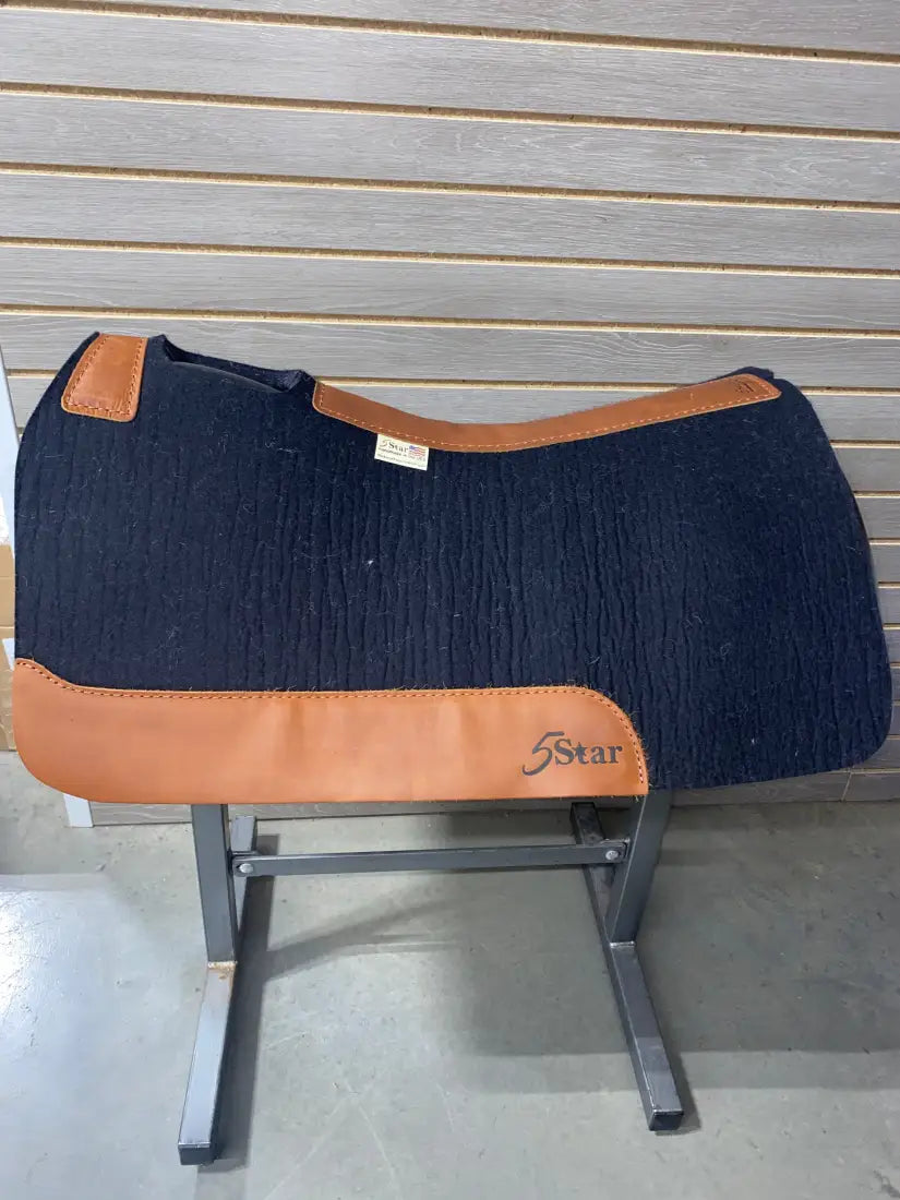 5 Star Barrel Racer Saddle Pad (Multiple Options Available) 30X28 3/4’’ Black w/ Plain Wear Leathers / 30’’ X 28’’