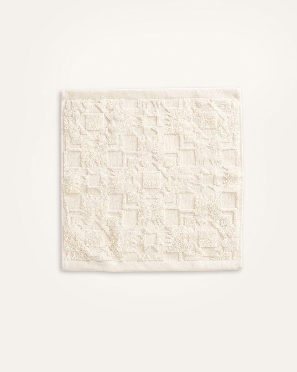 Pendleton Sculpted Ivory Towel Collection