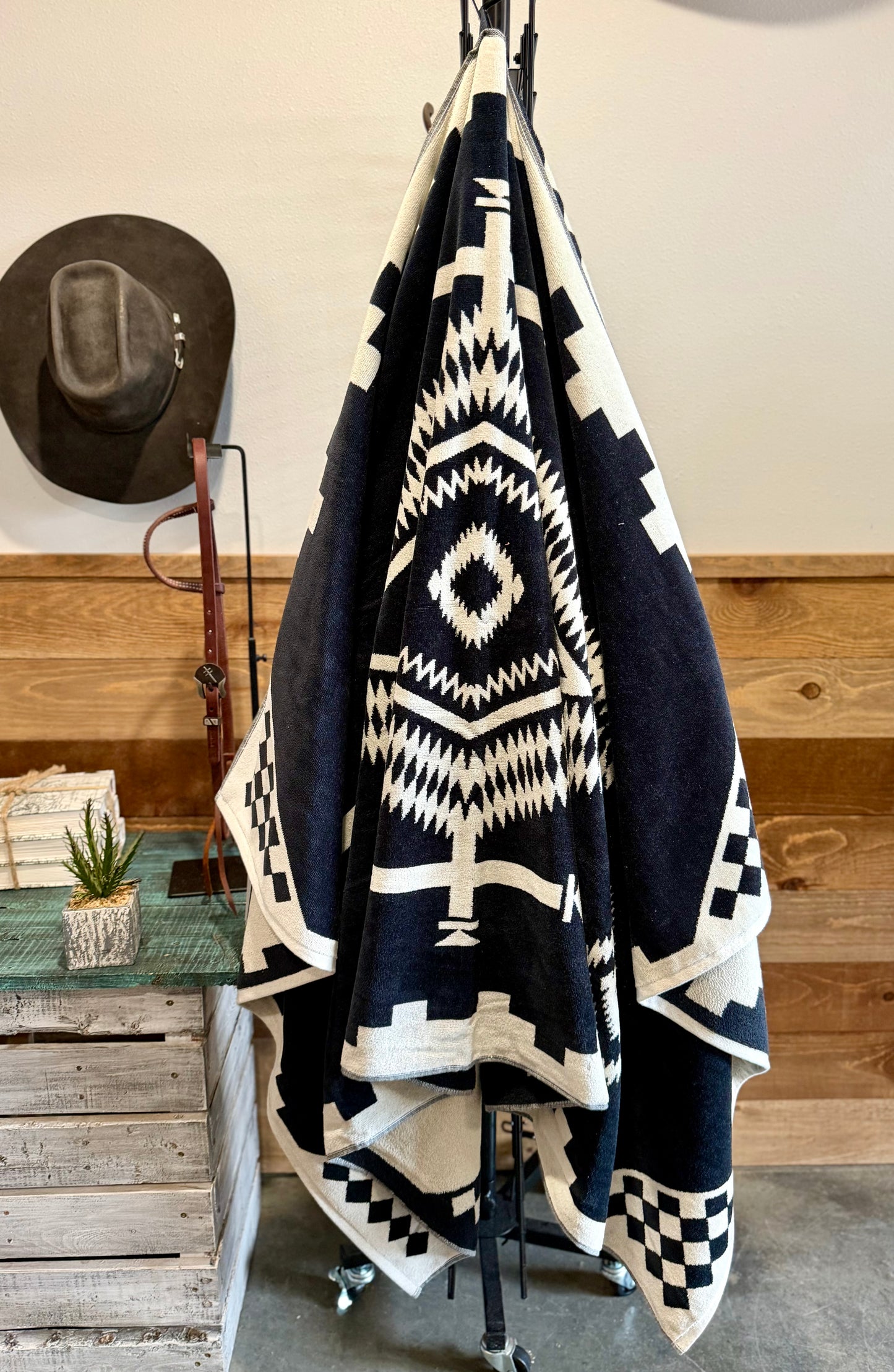 Pendleton Los Ojos Spa Towel