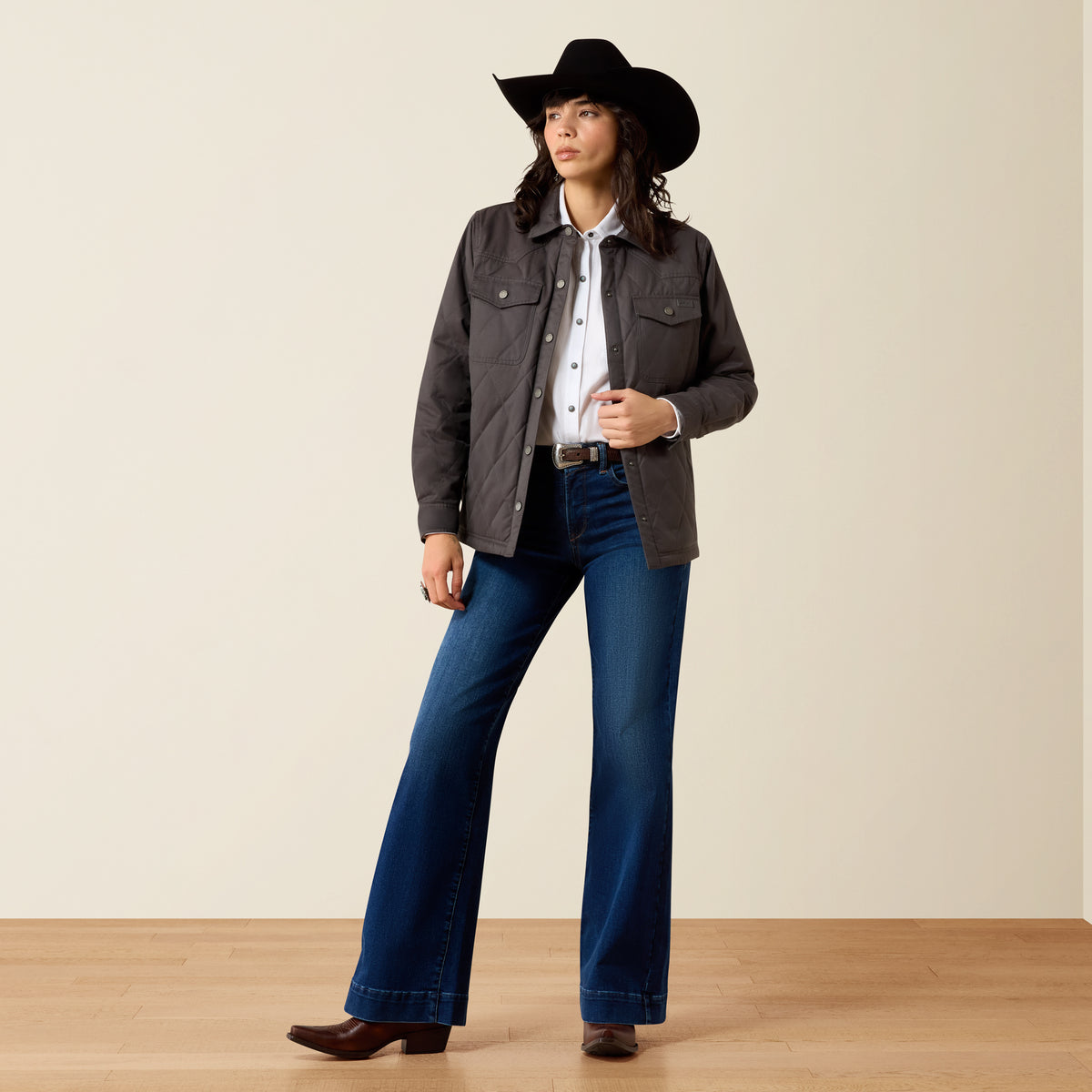 Ariat Women's Carbon Copy Grizzly Quilted Barn Jacket