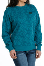 Load image into Gallery viewer, Cinch Women&#39;s Teal Aztec Pullover
