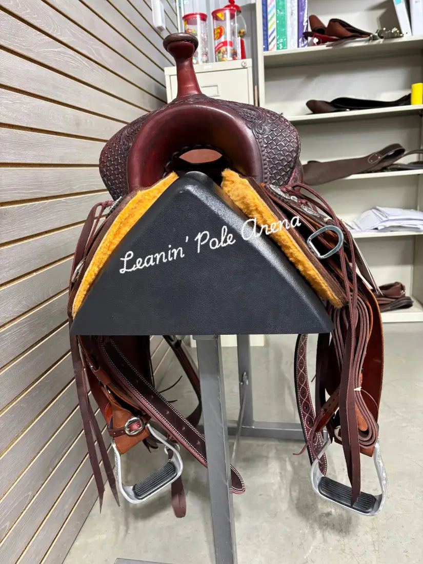 Martin Stingray 13’’ Barrel Saddle #12209 13’’ / 7’’ Barrel Saddle
