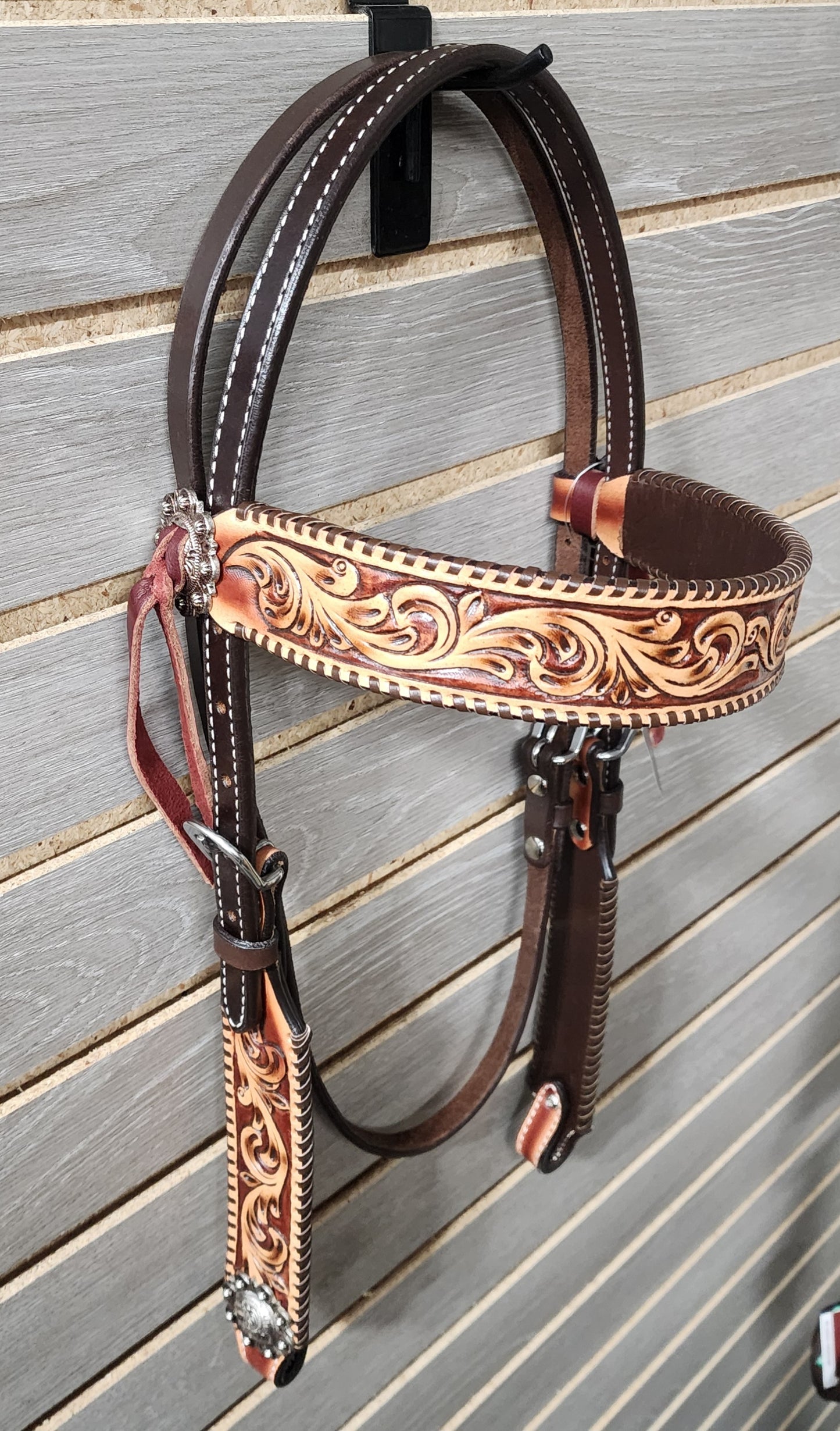 Circle Y "Gauge" Tack Set