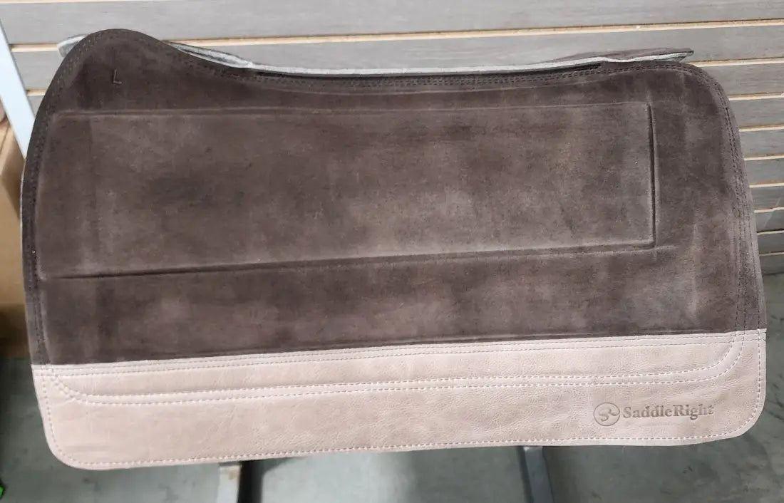 SaddleRight Legacy Saddle Pad 29’’ x 32’’ - Chocolate Suede & Desert Grizzly 29’’ X 32’’ / 3/4’’ Saddle Pad