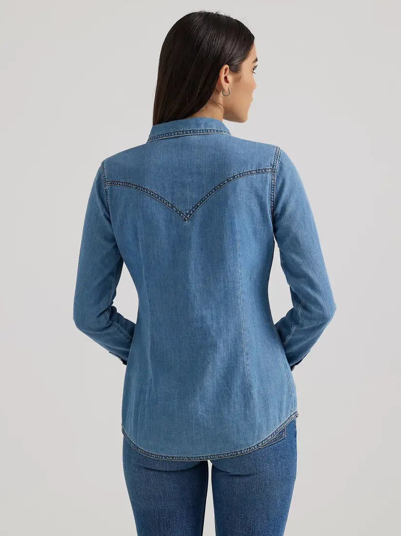 Wrangler Women’s Medium Denim Western Shirt Women’s Western