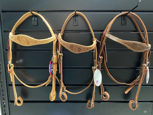 Load image into Gallery viewer, HR Doubled &amp; Stitched Scalloped Browband Headstall with Quick Change Ends
