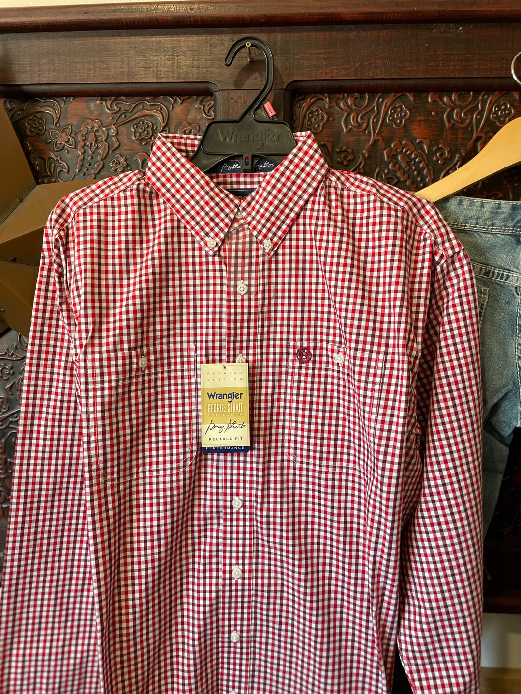 Wrangler Men's Red & White Plaid Western Shirt