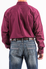 Load image into Gallery viewer, Cinch Men&#39;s Solid Burgundy Western Shirt
