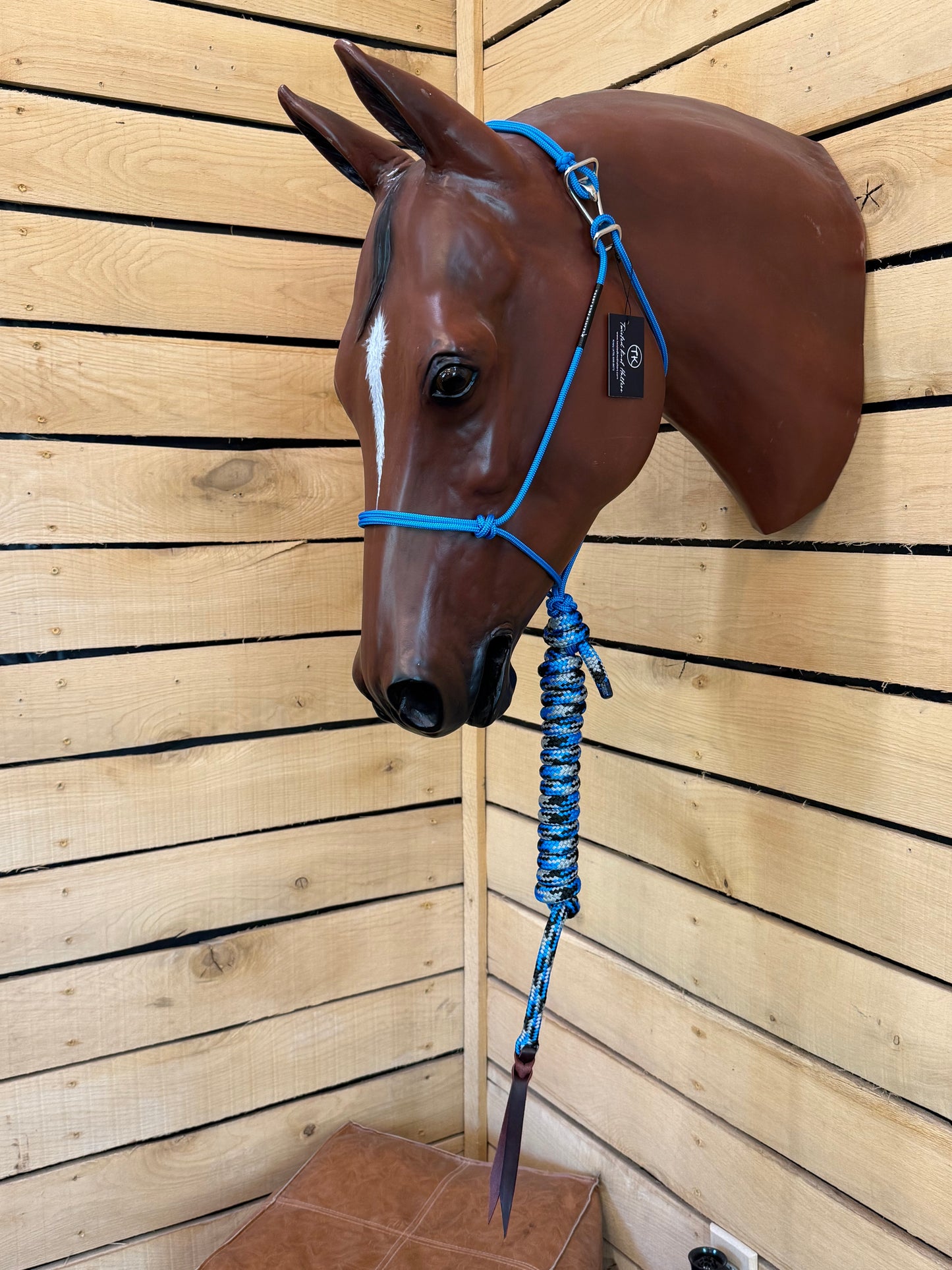 Twisted Knot Halters Rope Halter w/ Easy Off Clip & Lead