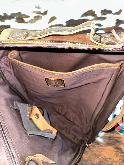 STS Basic Bliss Shiloh Backpack Messenger