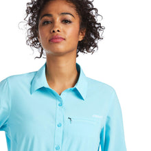 Load image into Gallery viewer, Ariat Women&#39;s VentTEK Bachelor Button Western Shirt
