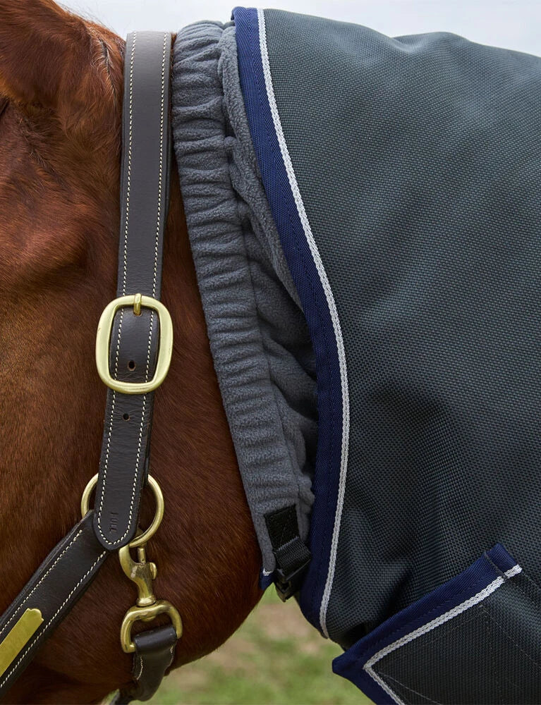 Weatherbeeta Comfitec Ultra Detach-A-Neck  220G Medium Winter Blanket (With Snug-Fit/Cozi Guard Neck)