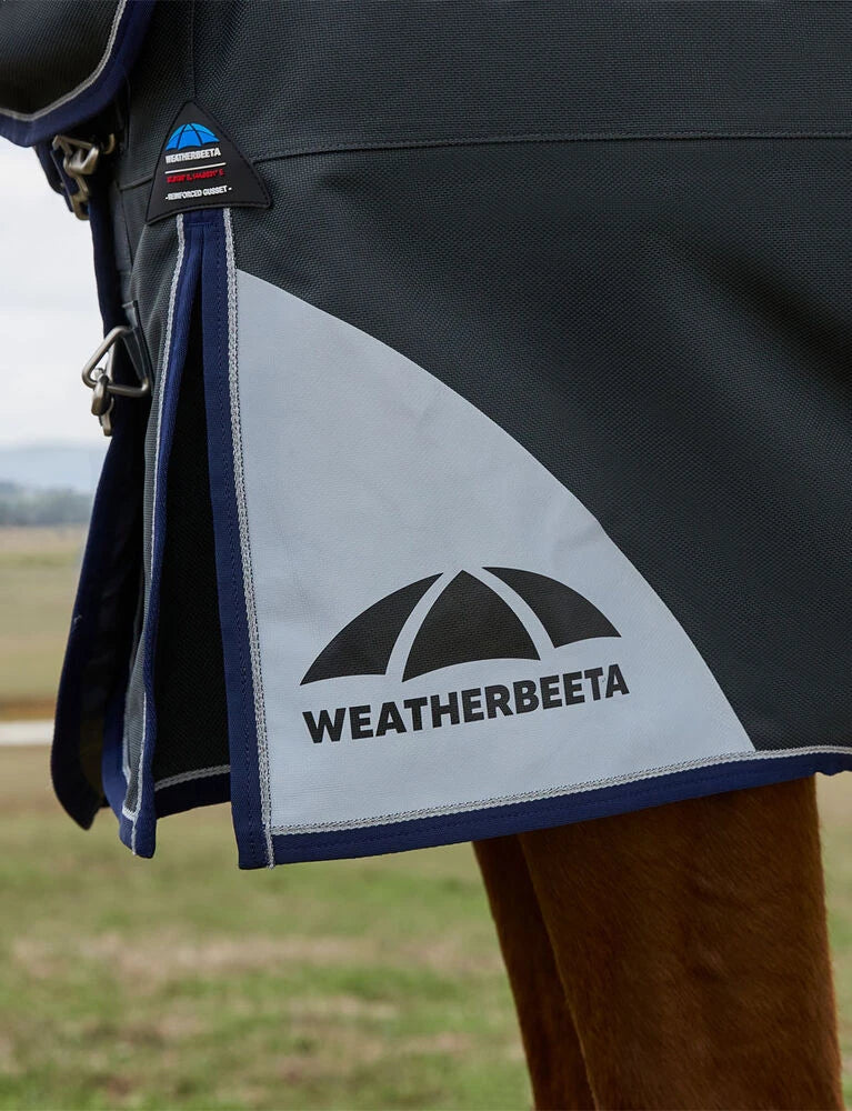 Weatherbeeta Comfitec Ultra Detach-A-Neck  220G Medium Winter Blanket (With Snug-Fit/Cozi Guard Neck)