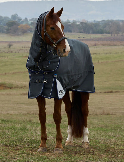 Weatherbeeta Comfitec Ultra Detach-A-Neck  220G Medium Winter Blanket (With Snug-Fit/Cozi Guard Neck)