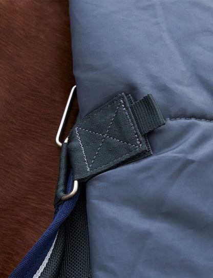 Weatherbeeta Comfitec Ultra Detach-A-Neck  220G Medium Winter Blanket (With Snug-Fit/Cozi Guard Neck)