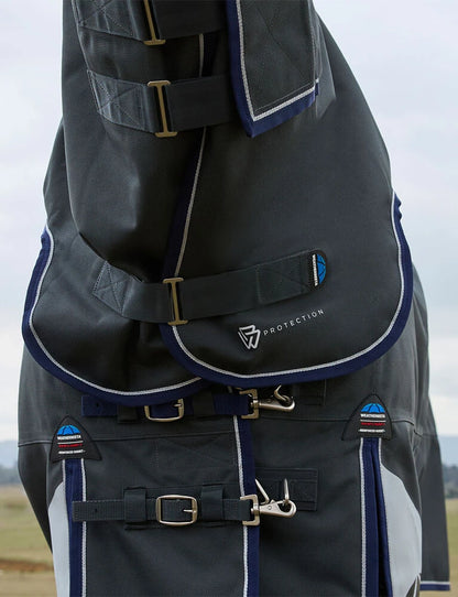 Weatherbeeta Comfitec Ultra Detach-A-Neck  220G Medium Winter Blanket (With Snug-Fit/Cozi Guard Neck)