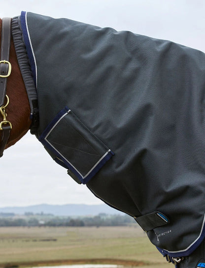 Weatherbeeta Comfitec Ultra Detach-A-Neck  220G Medium Winter Blanket (With Snug-Fit/Cozi Guard Neck)