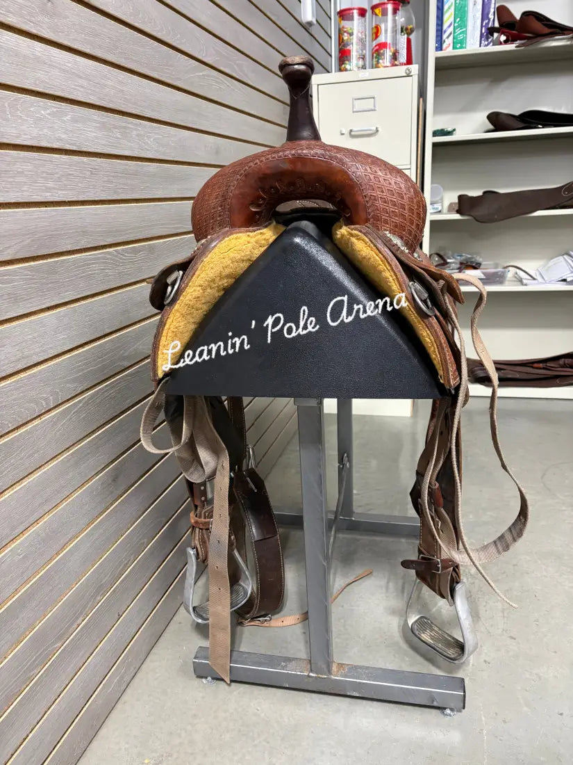 #103409 Used. Double J 14.5’’ Pozzi Pro Barrel Saddle - Wide Tree - Used Saddle