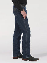 Load image into Gallery viewer, Wrangler Men&#39;s Dark Amari George Strait Cowboy Cut Jean
