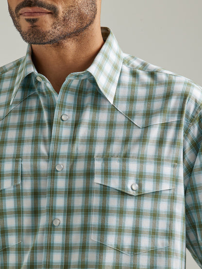 Wrangler Men's Big & Tall Green Plaid Western Shirt