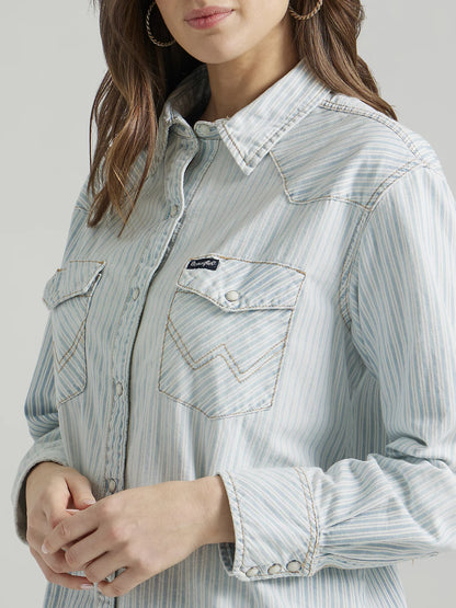 Wrangler Women's Retro Denim Blue Texture Stripe Western Shirt