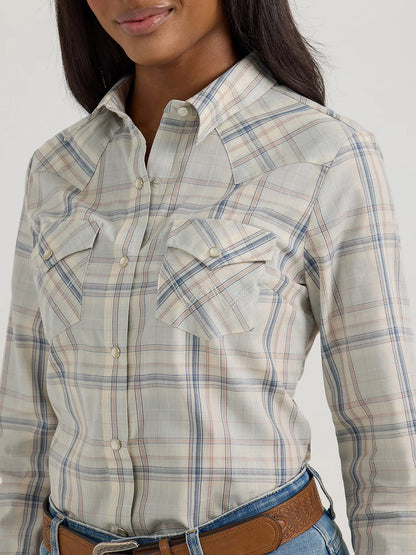 Wrangler Women's Essential Wispy Blue Plaid Western Shirt