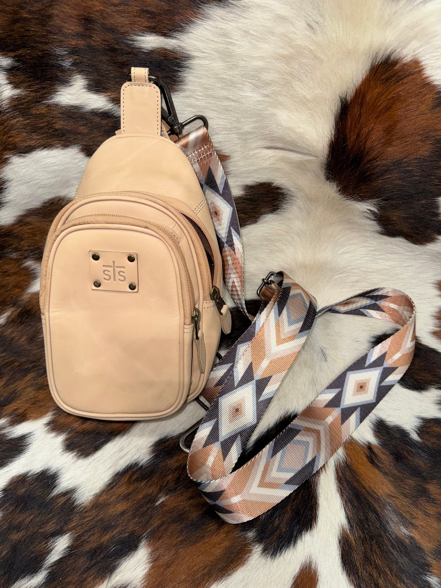 STS Basic Bliss Buckskin Sojourner Sling