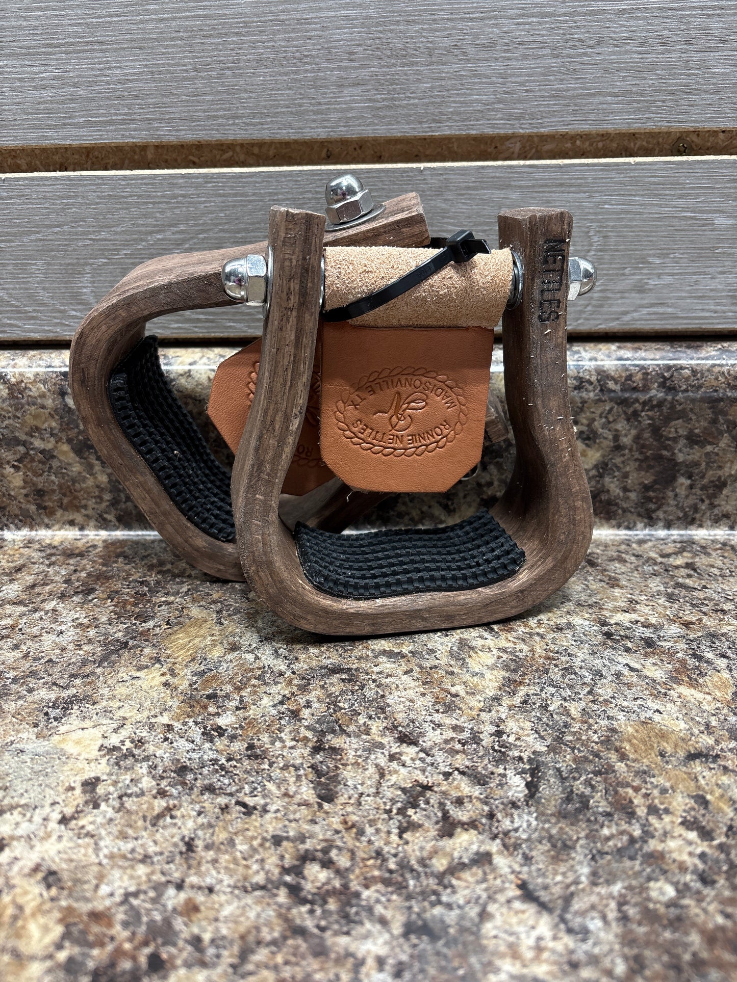 Nettles Stirrups "Child Chisholms"