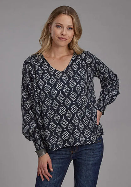 Roper Women’s Black Ikat Long Sleeve Blouse Small Women’s T-Shirt