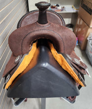 Load image into Gallery viewer, Martin BTR 12.5&quot; Barrel Saddle #09595
