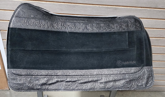 SaddleRight Frontier Saddle Pad 32" x 28" - Black Suede & Black Floral