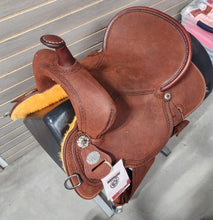 Load image into Gallery viewer, Martin Stingray 14.5&quot; Barrel Saddle #09700
