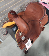 Load image into Gallery viewer, Martin BTR 15&quot; Barrel Saddle #09712
