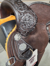 Load image into Gallery viewer, Martin Stingray 13.5&quot; Barrel Saddle #09961
