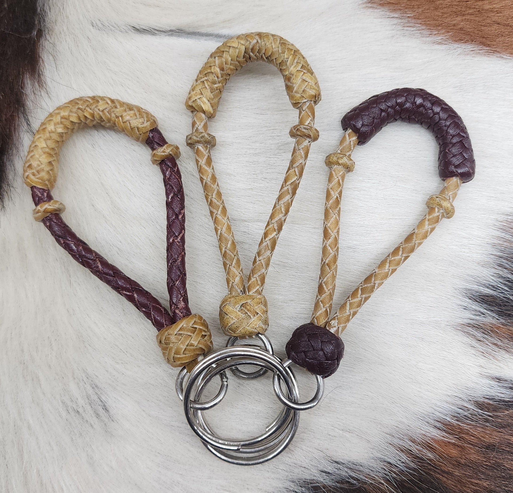 Rawhide Mfg Bosal Keychain - Assorted Colors – Leanin' Pole Arena