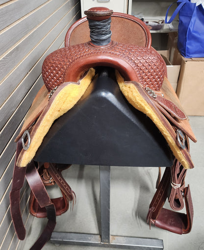 Used. Martin 14.5" Team Roper Saddle #07285