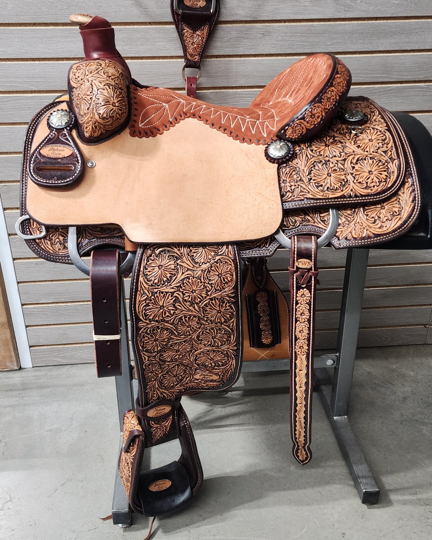 Trent Ward 15" Platinum Calf Rope Saddle