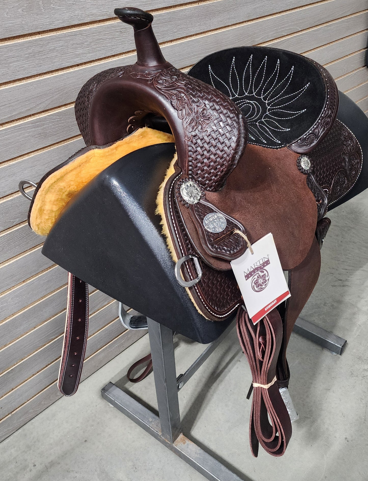 Martin Stingray 12.5" Barrel Saddle #10516