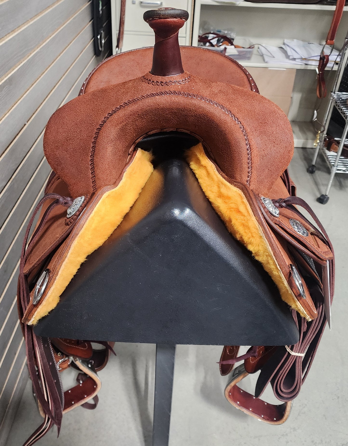 Martin Stingray 13" Barrel Saddle #09839