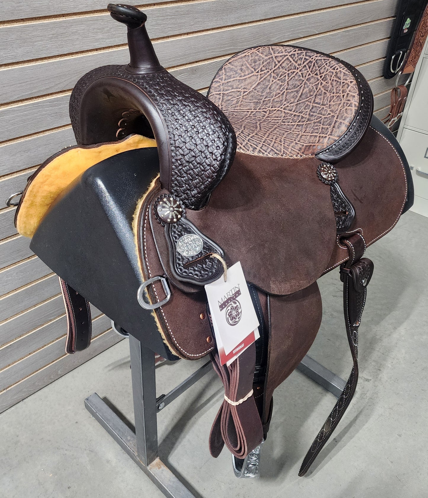 Martin Stingray 15" Barrel Saddle #10522